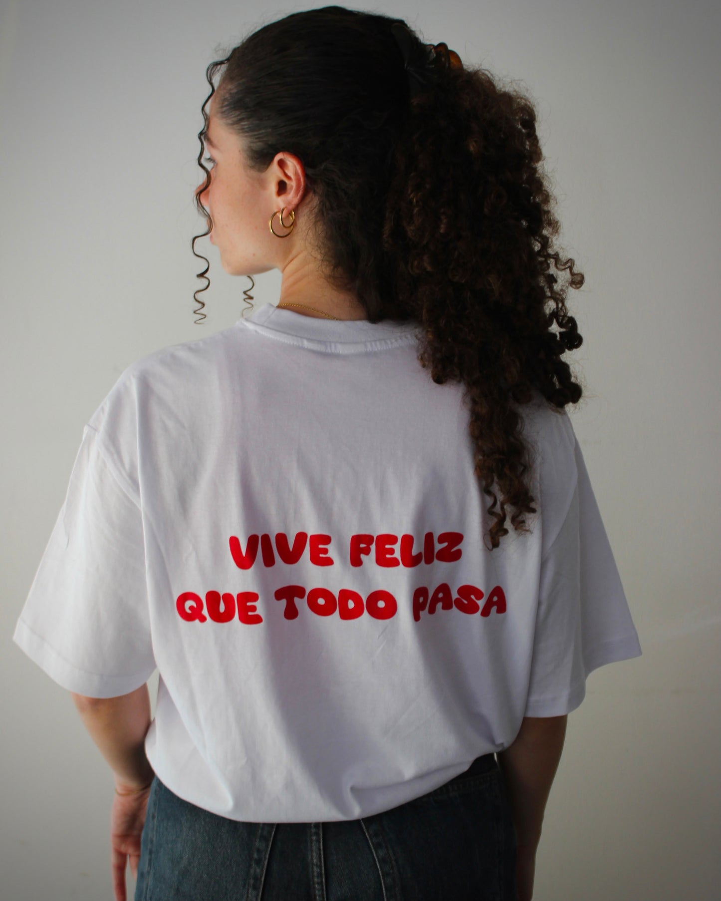 t-shirt SGM x VIVE FELIZ QUE TODO PASA